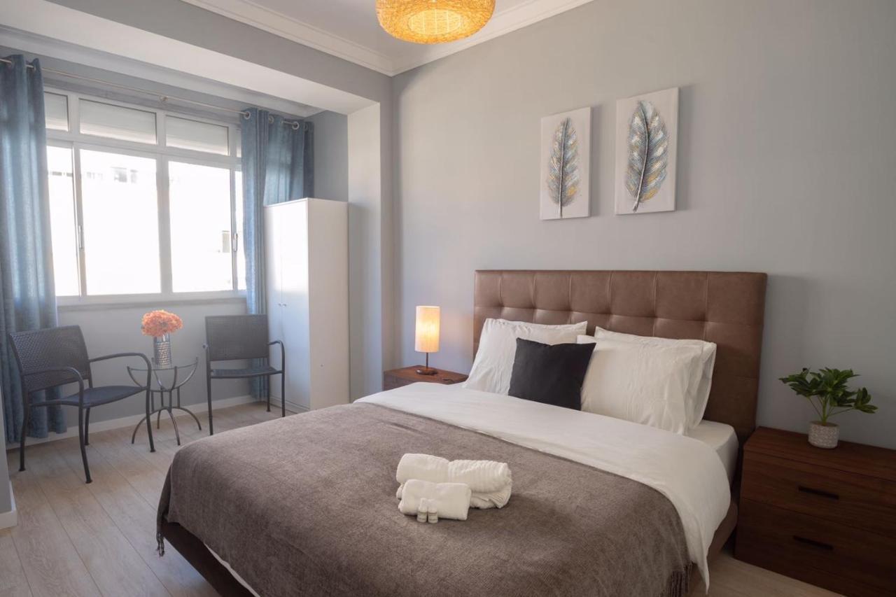 Golden Beach Apartment Кашкайш Екстериор снимка