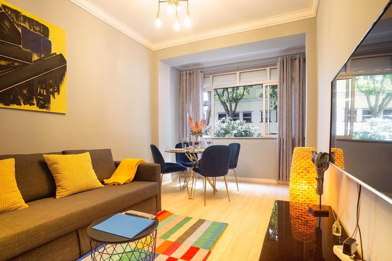 Golden Beach Apartment Кашкайш Екстериор снимка