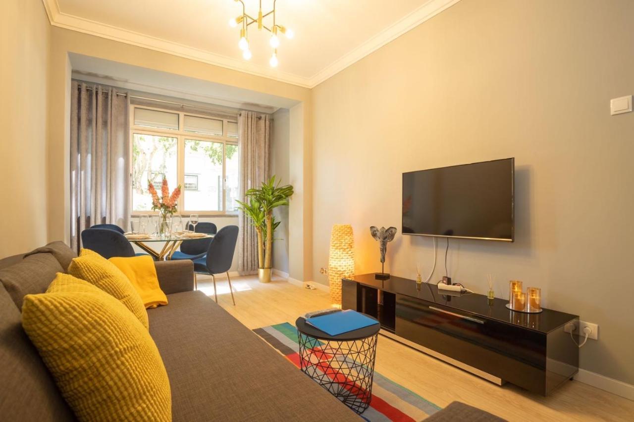 Golden Beach Apartment Кашкайш Екстериор снимка